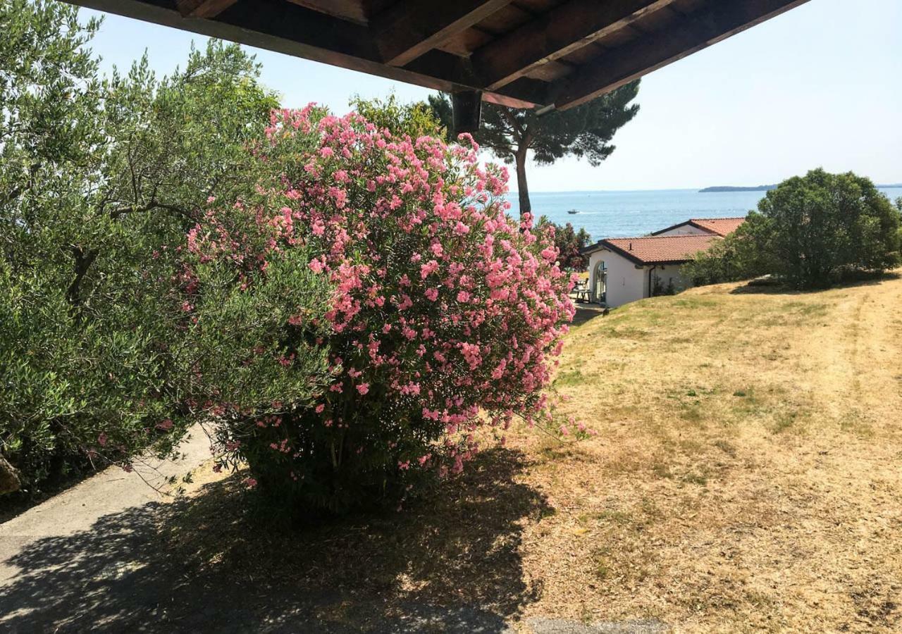 Sivinos Camping Boutique Манерба-дель-Гарда Экстерьер фото