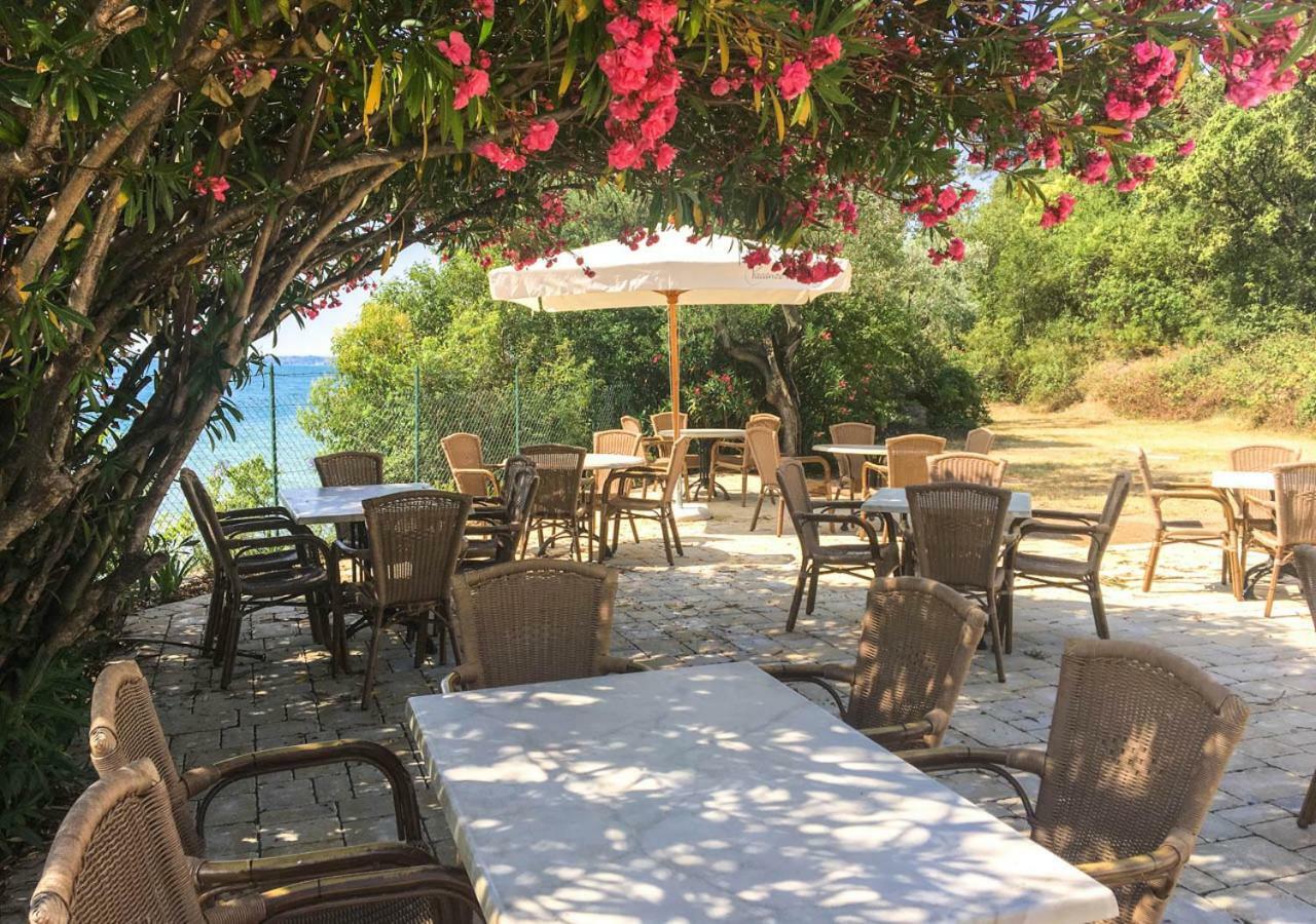 Sivinos Camping Boutique Манерба-дель-Гарда Экстерьер фото
