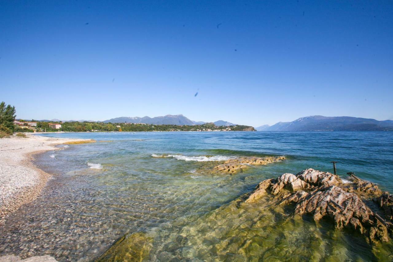 Sivinos Camping Boutique Манерба-дель-Гарда Экстерьер фото